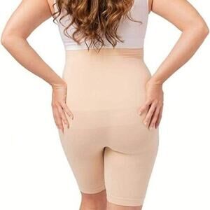 Woman Ocean's Shaping Short Women's Size Medium NEW